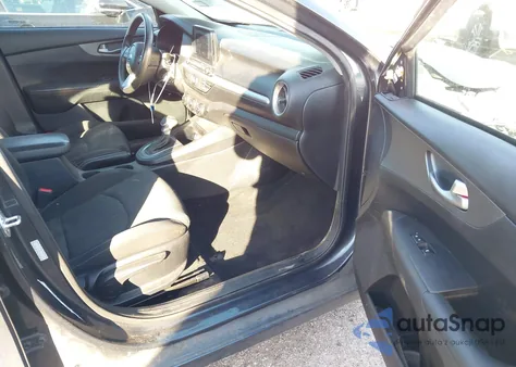 2021 Kia Forte Fe from USA, damaged, VIN 3KPF24AD3ME299039